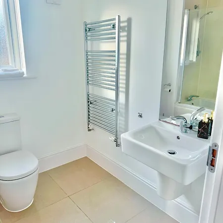 Elegant & Spacious بيت للعطل