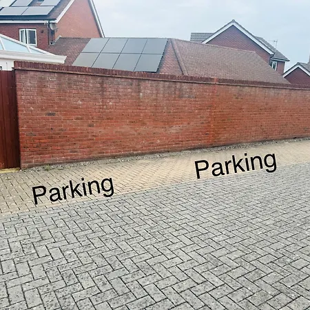 Elegant & Spacious Bristol